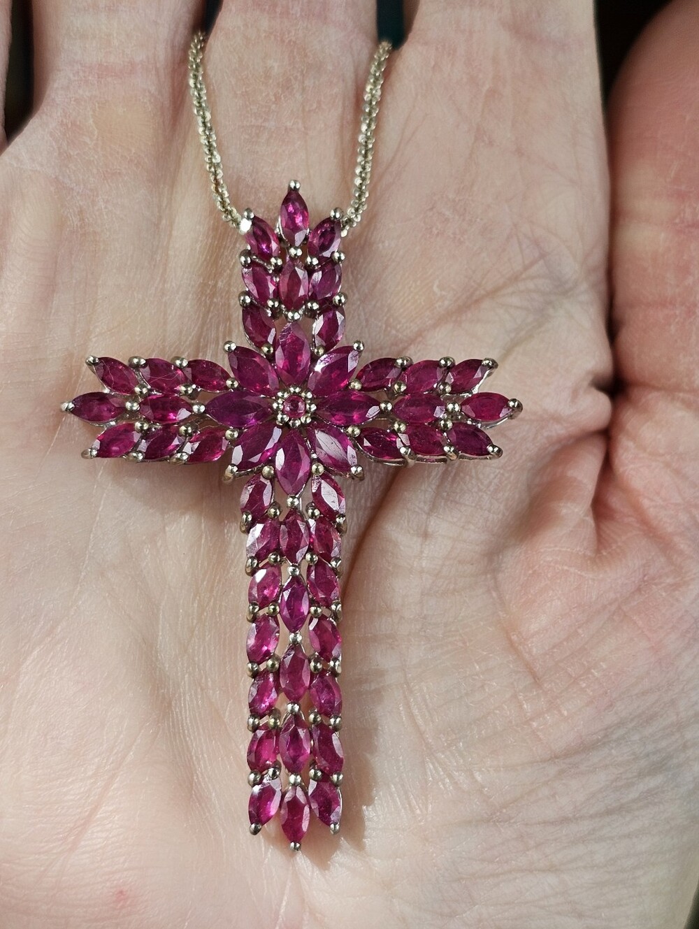 Genuine 10.40 CT Rhodolite Garnet Cross  Platinum  Sterling Silver 24" Chain! - Picture 7 of 8